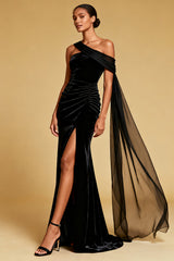 Black Mermaid One Shoulder Velvet Maxi Evening Dress With Slit