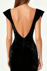 Black Mermaid Velvet Ruched Evening Dress With Slit