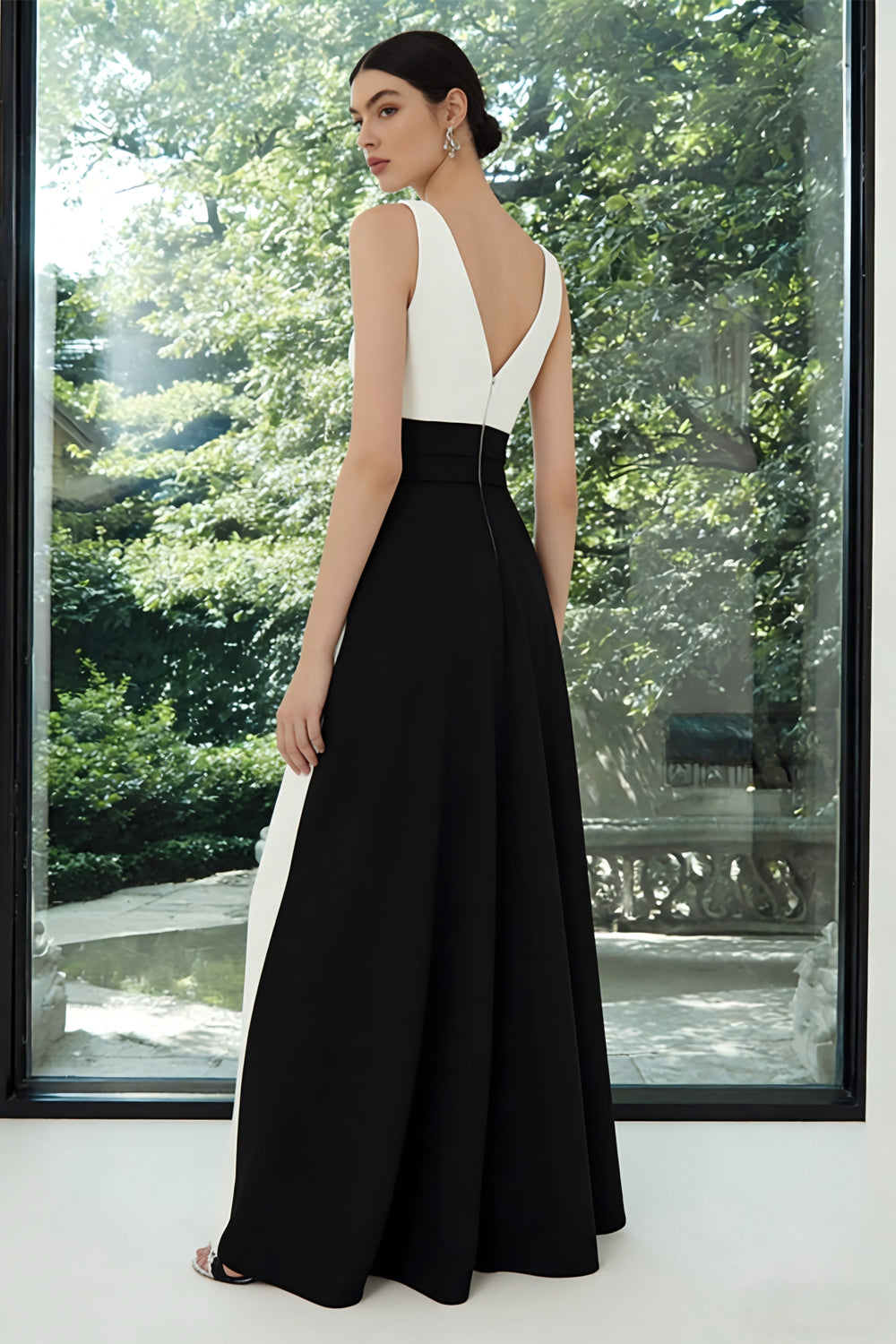 Black and White A-Line V-Neck Maxi Formal Dress