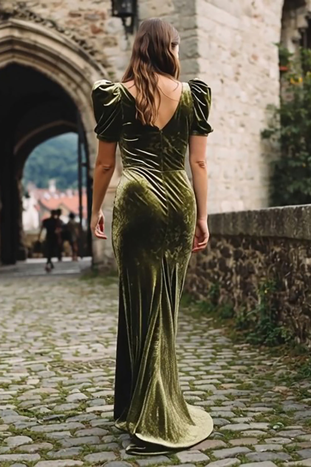 Olive Mermaid V-Neck Velvet Formal Dress With Short Sleeves