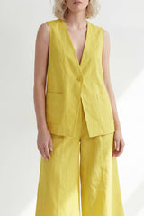 Yellow 2 Piece Sleeveless Women's Linen Suits with Pockets